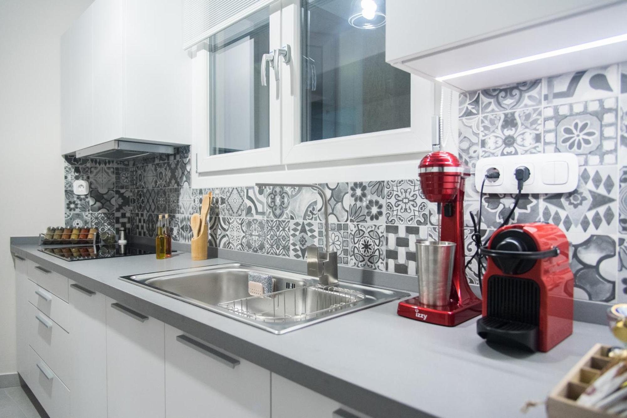 Comfy & Modern Apartment In The Heart Of Heraklion Exterior foto